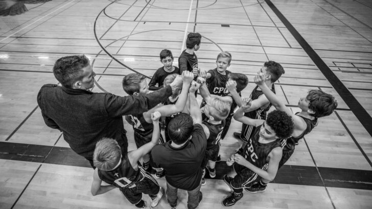 How to Coach Basketball for Beginners