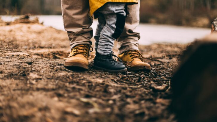 How to Get Your Kid to Love Hiking