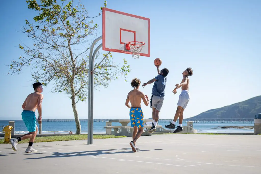 When Are the Best Times to Play Basketball Outside?